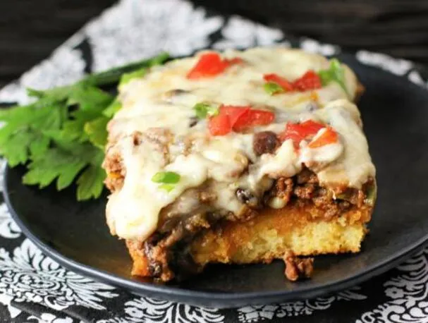 Enchilada-maissileipäpaistos