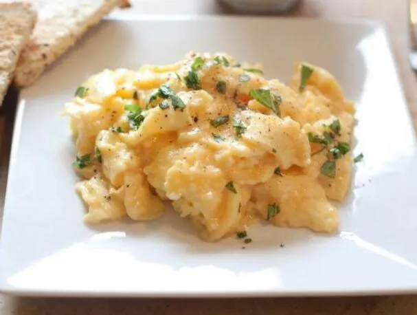 Täydelliset pehmeät munakokkeli