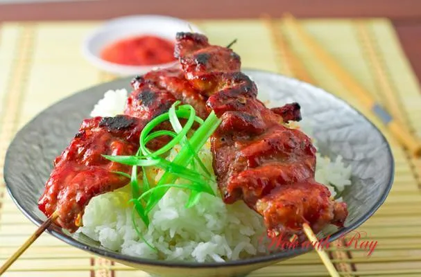 Sianliha BBQ banaaniketsupilla kuorrutettuna