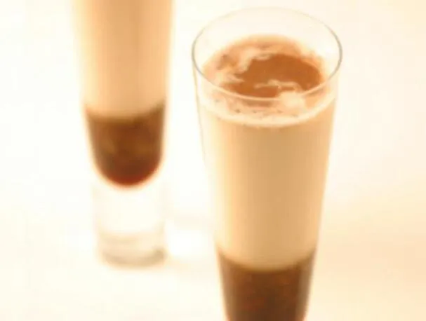 Royal Ambassador Xocai Healthy Dark Sipping Xocolate -juomalla